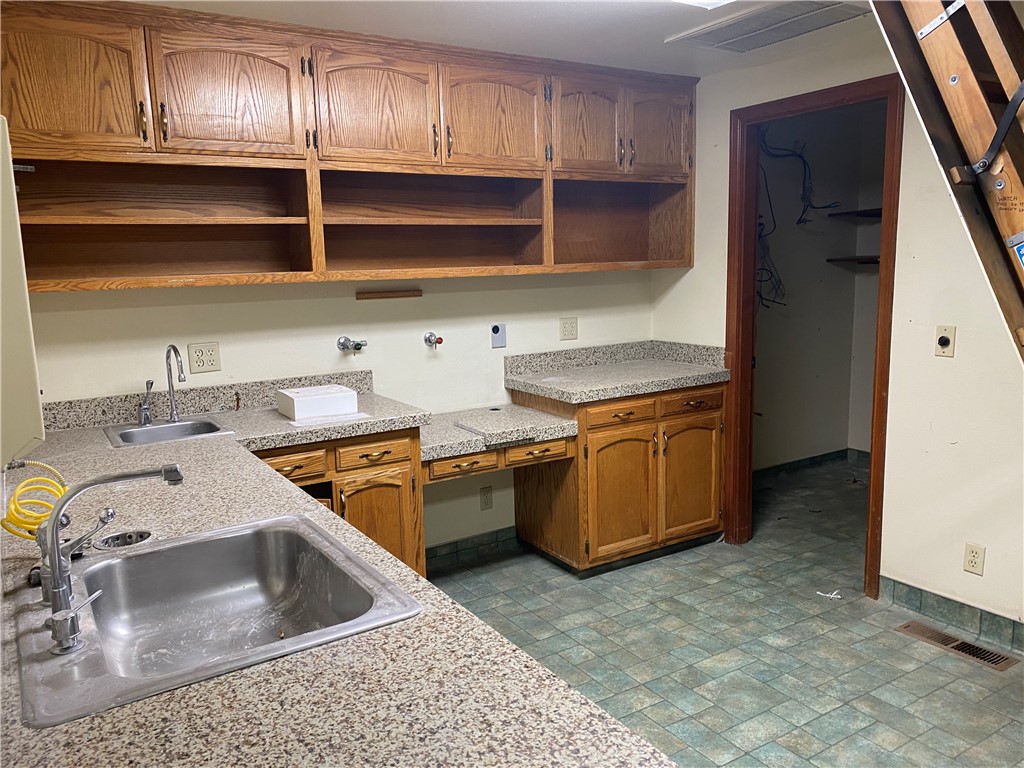 6161 Clark Road 8 Property Photo 21