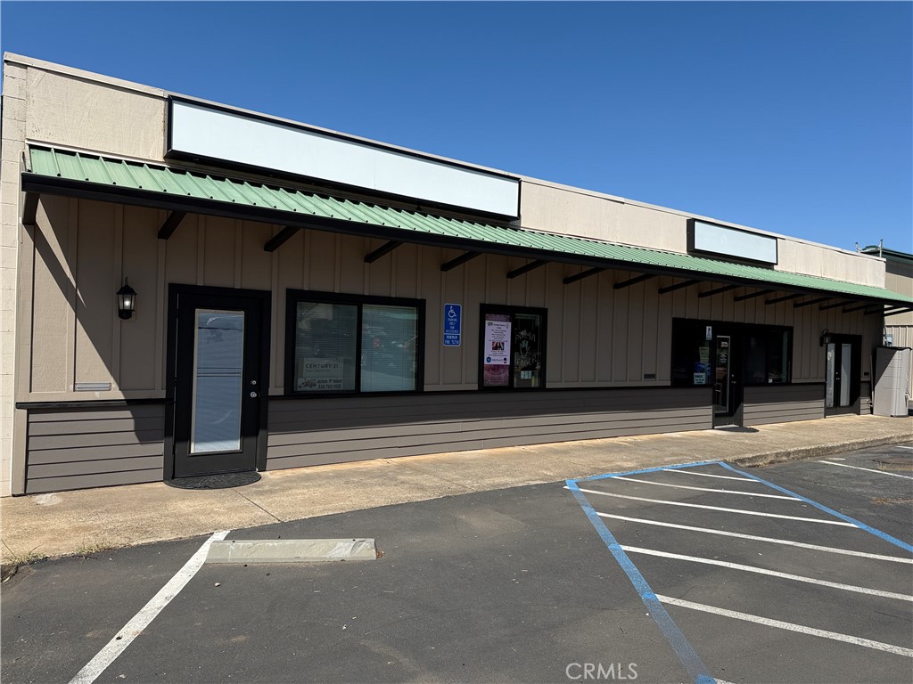 6141 Center Street Property Photo 1