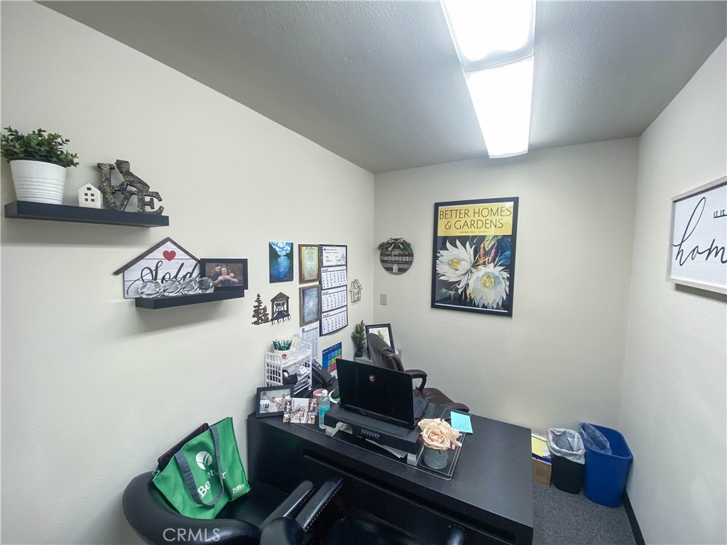 6141 Center Street Property Photo 12
