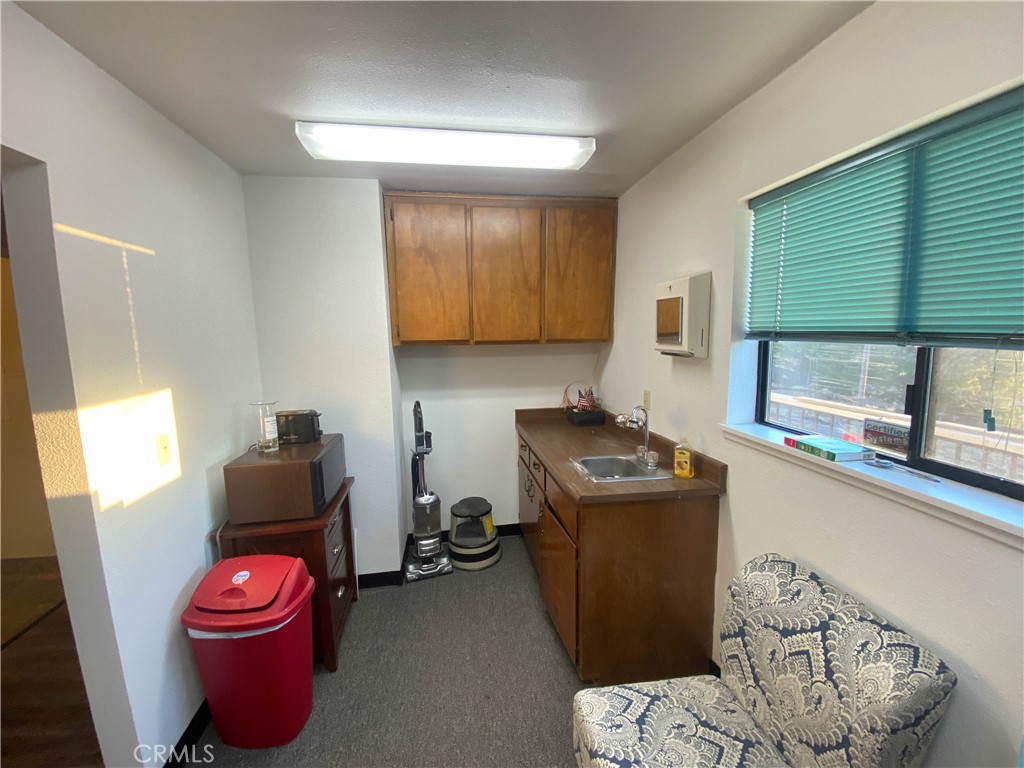 6141 Center Street Property Photo 20