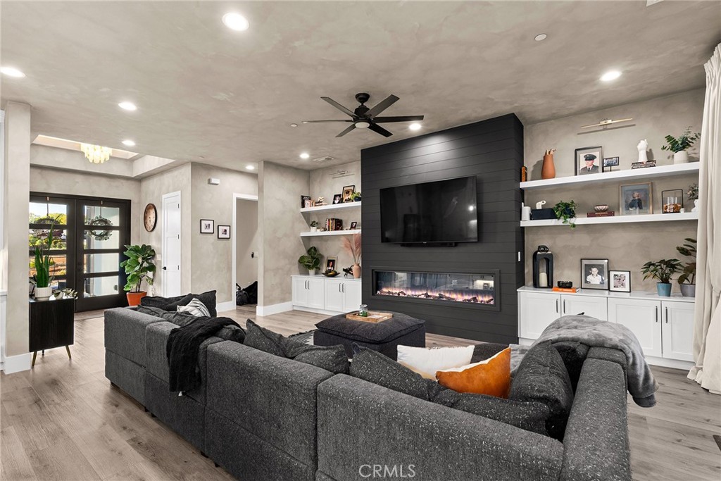 5772 Acorn Ridge Drive Property Photo 16