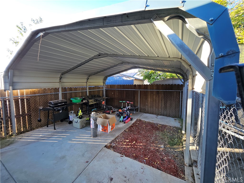 6 Avery Court Property Photo 7