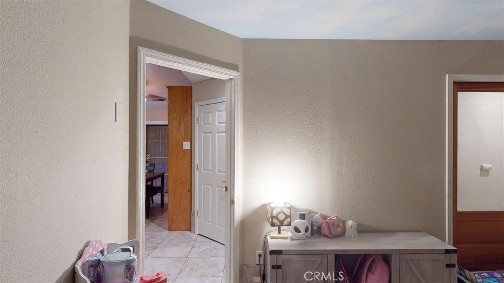 6 Avery Court Property Photo 11