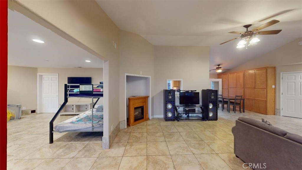 6 Avery Court Property Photo 23