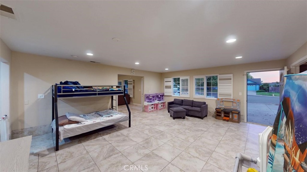 6 Avery Court Property Photo 27
