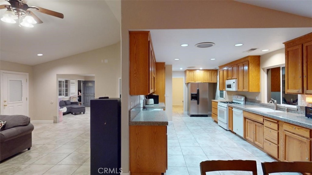 6 Avery Court Property Photo 47