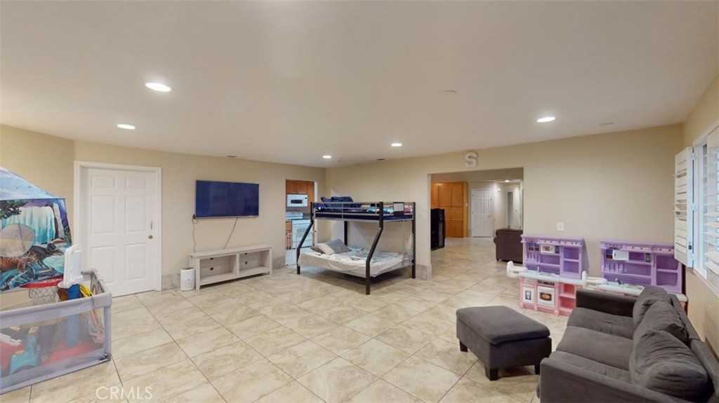 6 Avery Court Property Photo 55