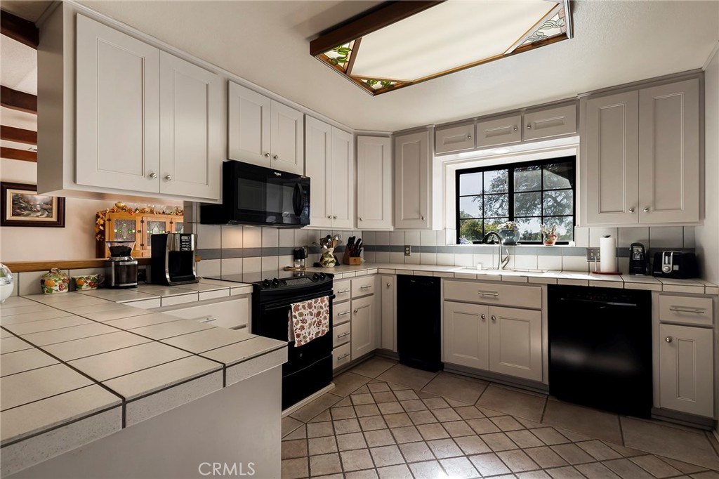 3811 Echo Mountain Drive Property Photo 15