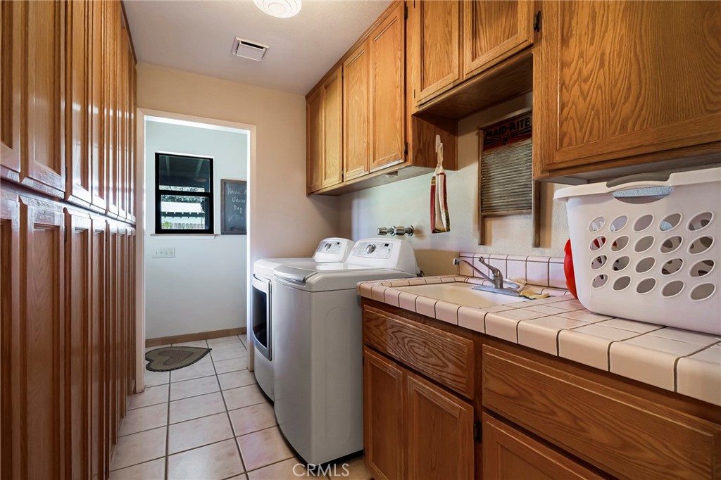 3811 Echo Mountain Drive Property Photo 24
