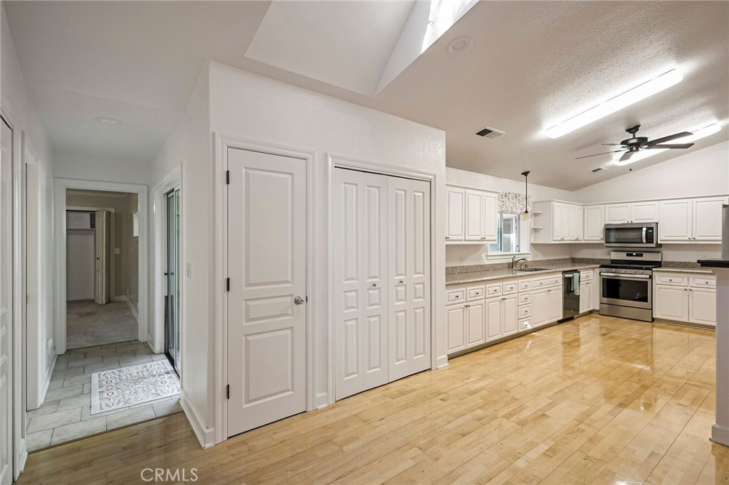 14331 Troy Way Property Photo 17