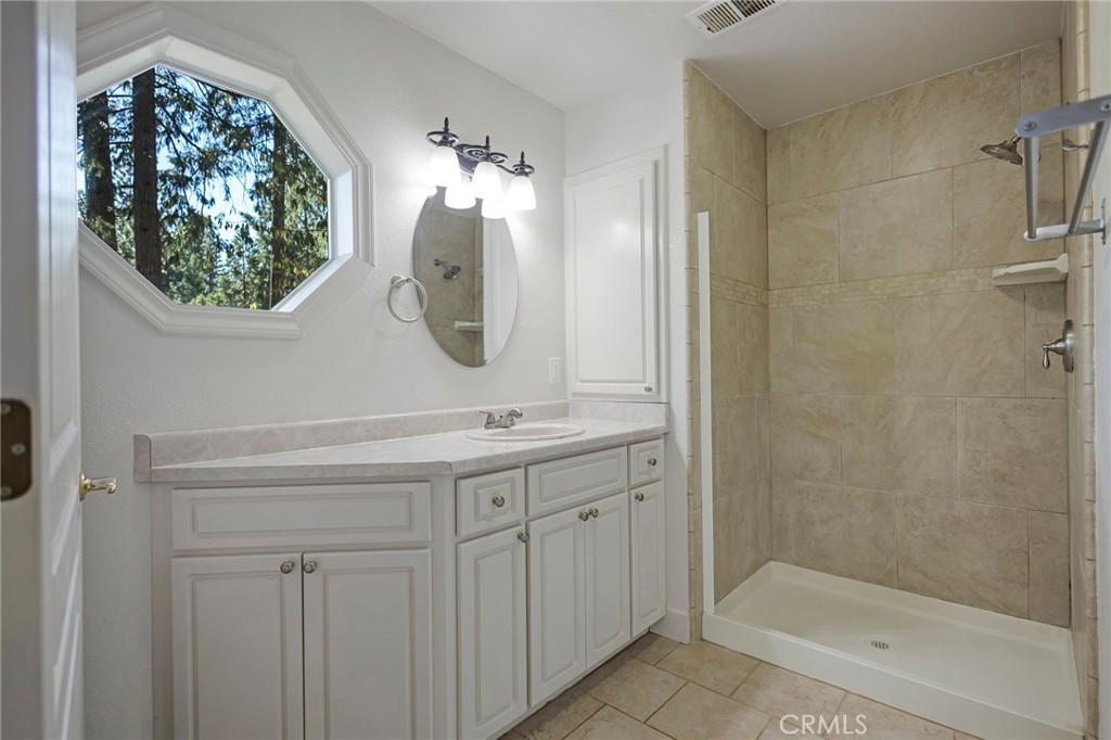 14331 Troy Way Property Photo 32
