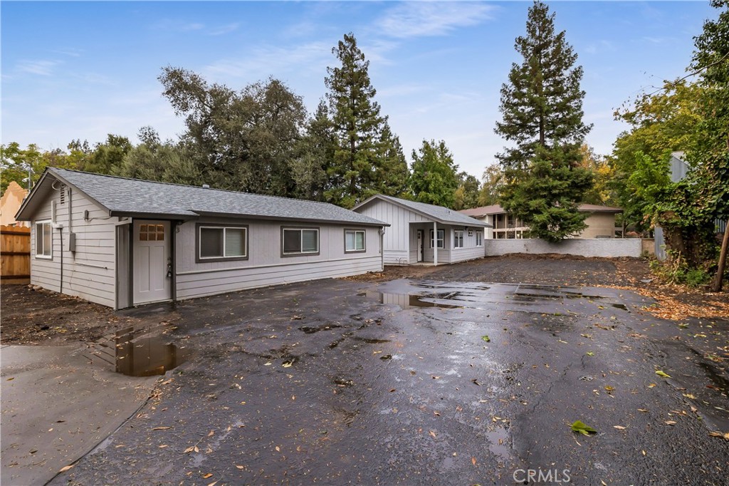 1122 Stewart Avenue Property Photo 1
