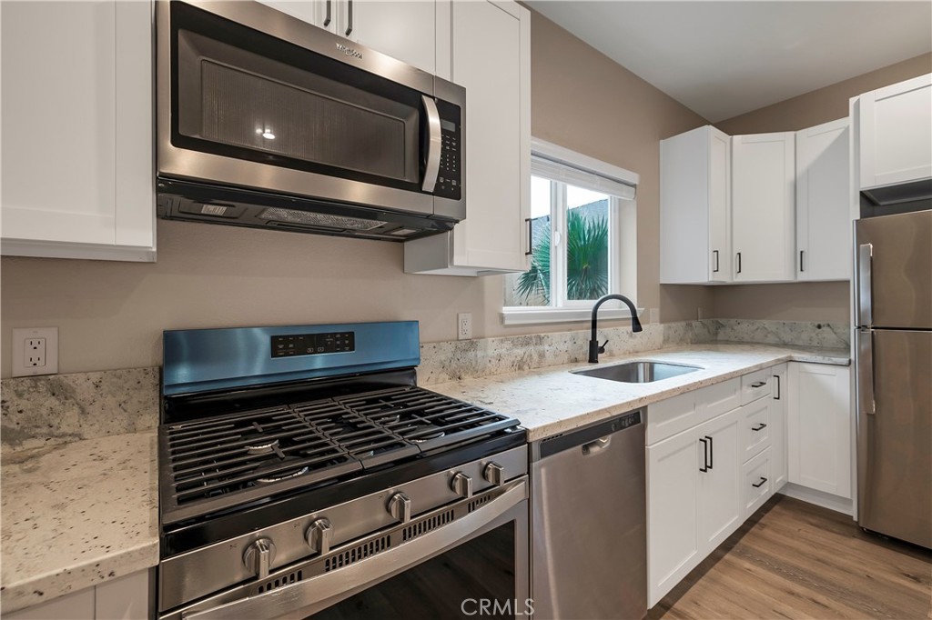 1122 Stewart Avenue Property Photo 8