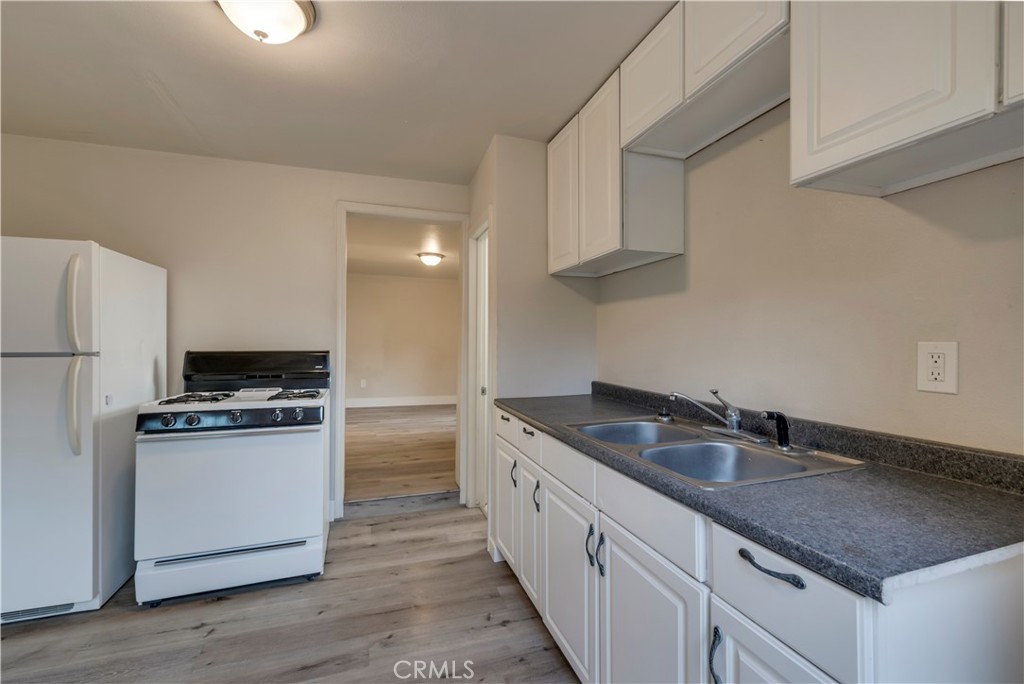 1122 Stewart Avenue Property Photo 27