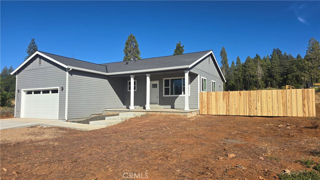 13990 Pineland Circle Property Photo 2