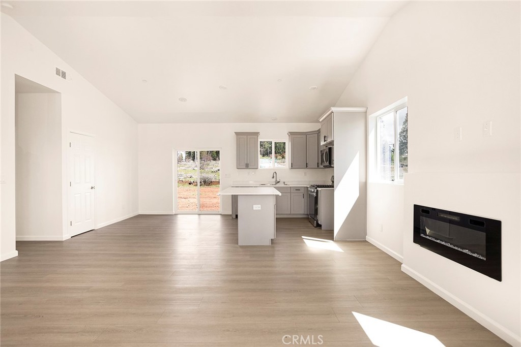 13990 Pineland Circle Property Photo 14