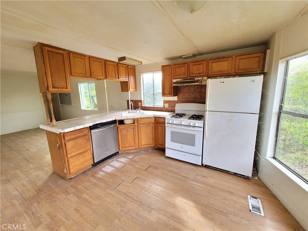 9215 San Benito Avenue Property Photo