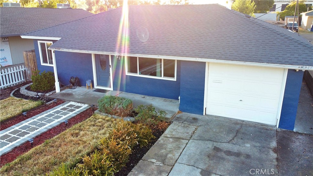 5421 Rockwell Road Property Photo