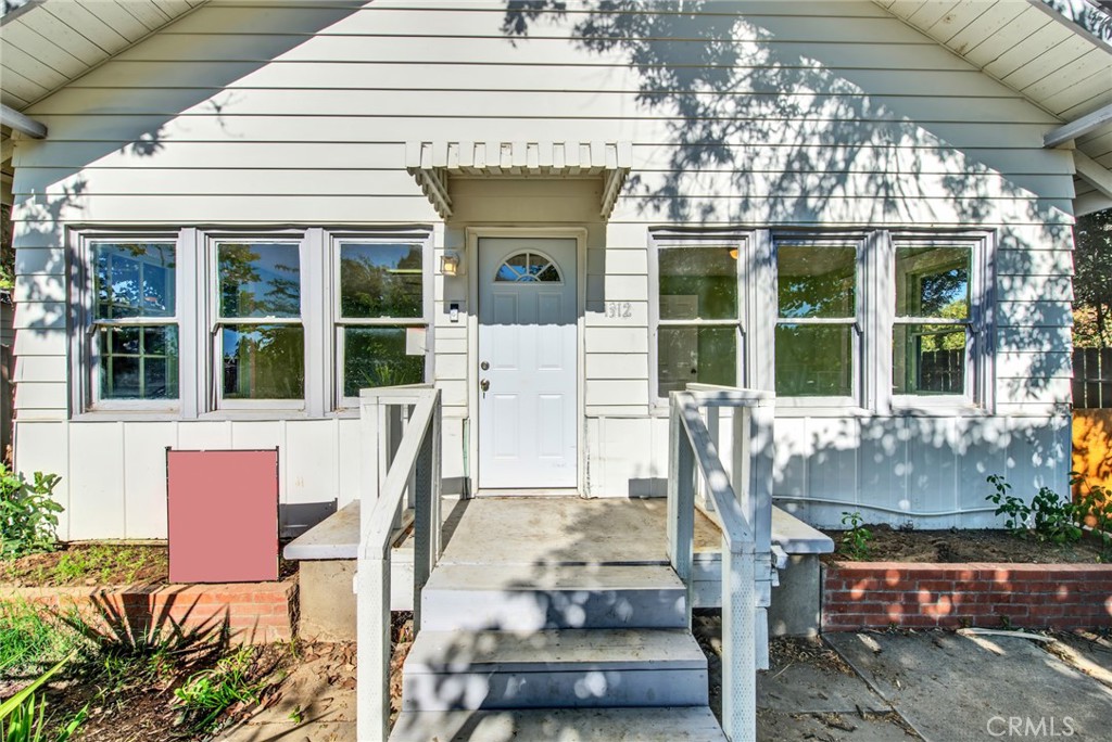 1312 4th Property Photo 5