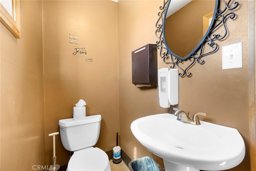 11865 State Highway 70 Property Photo 8