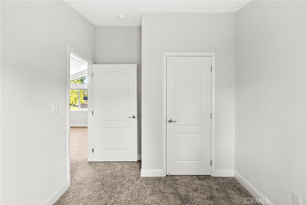 511 Montgomery Property Photo 16