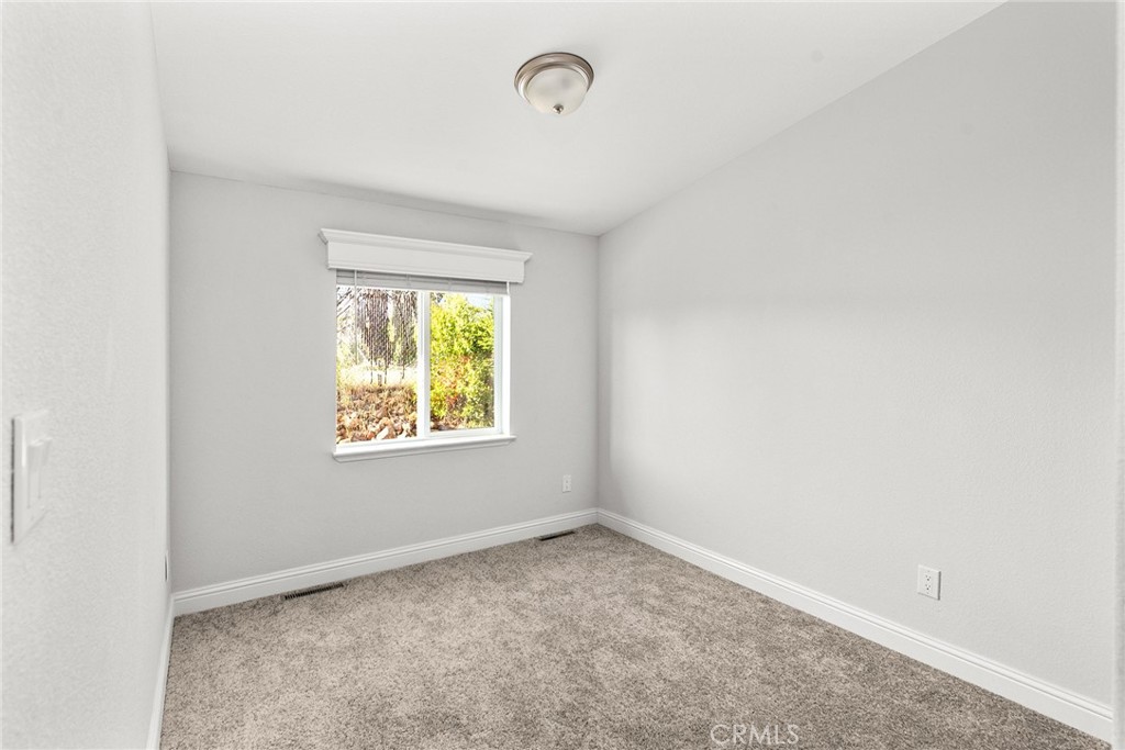 511 Montgomery Property Photo 18