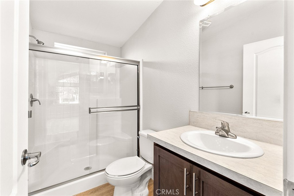511 Montgomery Property Photo 20