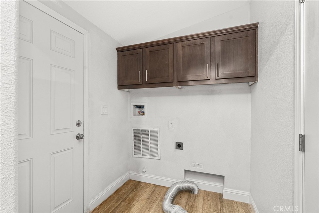511 Montgomery Property Photo 21