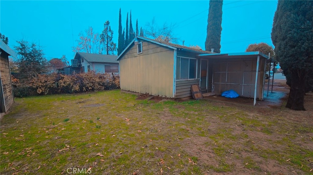 9781 Richards Road Property Photo 5