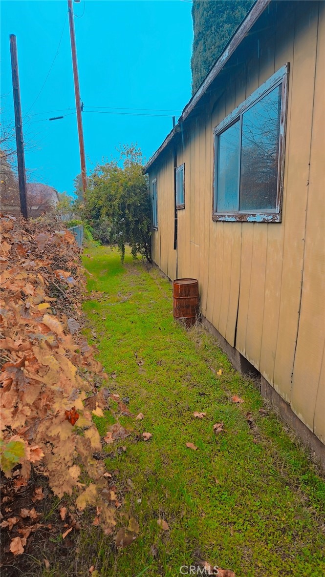 9781 Richards Road Property Photo 12