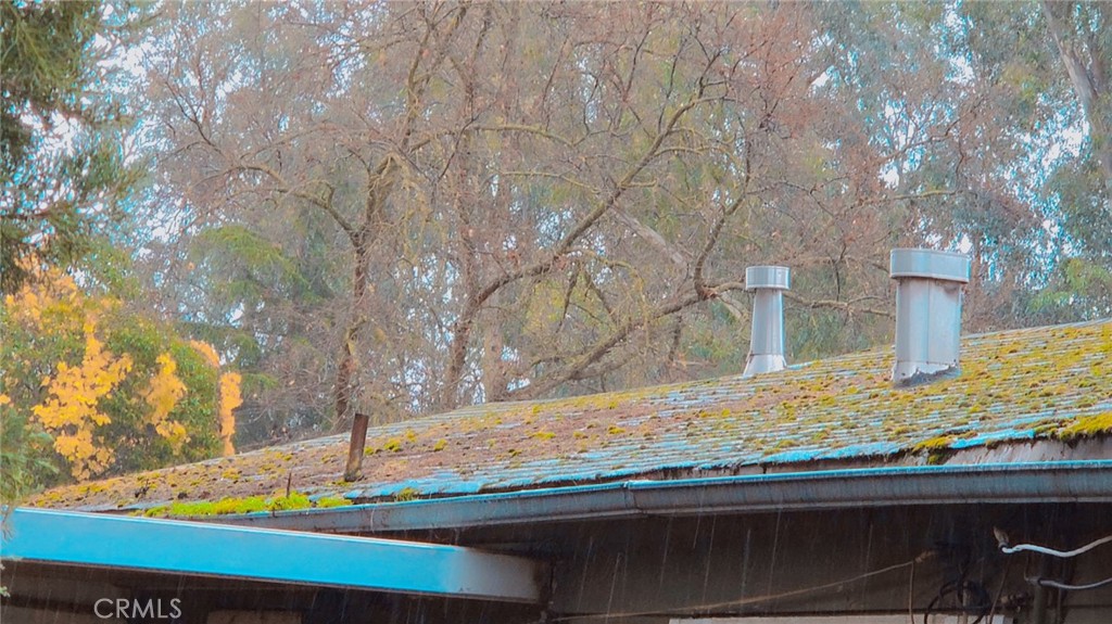 9781 Richards Road Property Photo 33