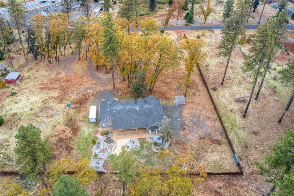 1001 Thomasson Lane Property Photo 15