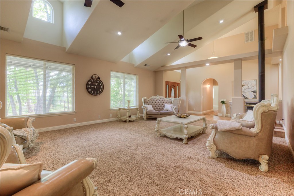 1001 Thomasson Lane Property Photo 20