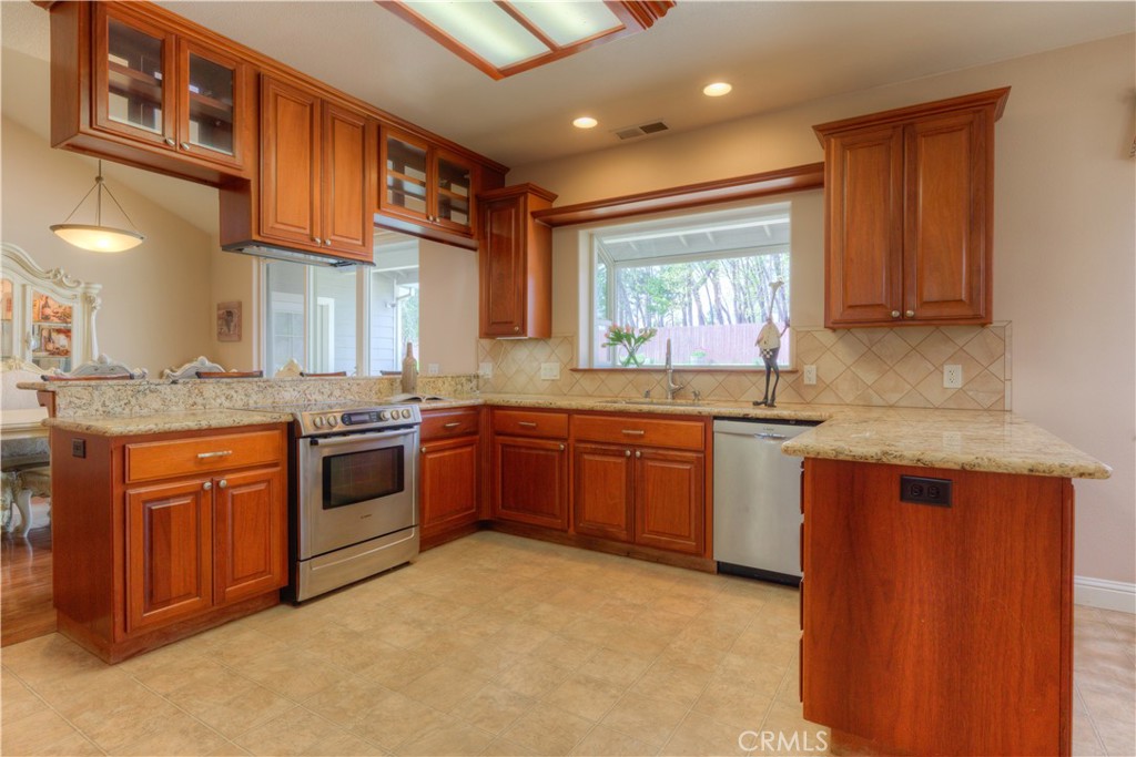 1001 Thomasson Lane Property Photo 30