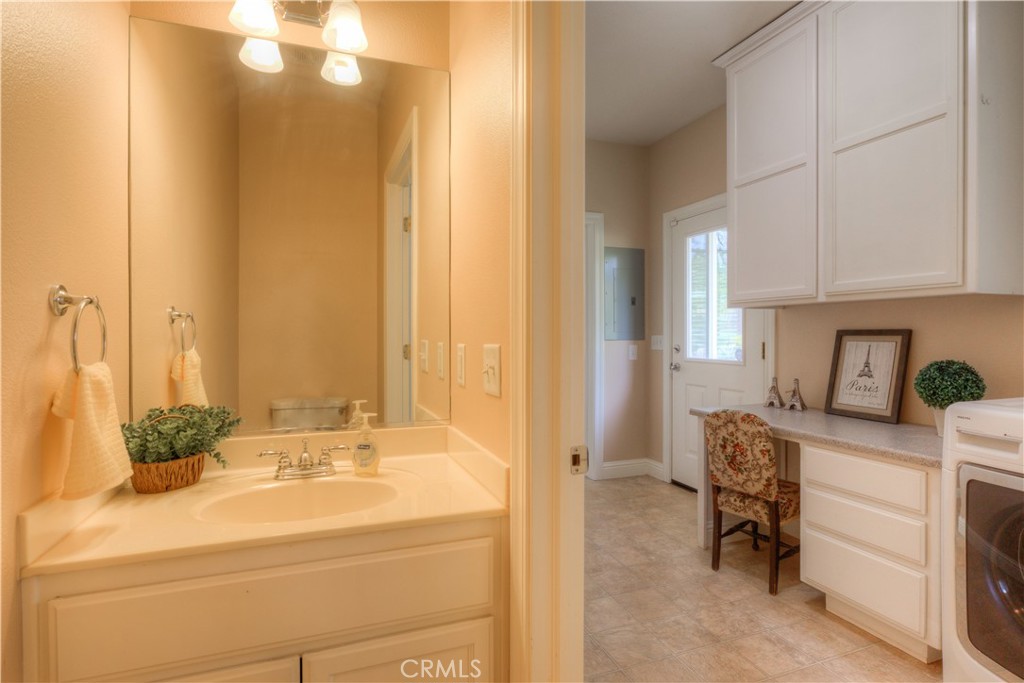 1001 Thomasson Lane Property Photo 34