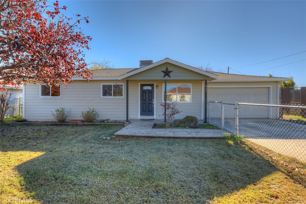 831 Plumas Avenue Property Photo
