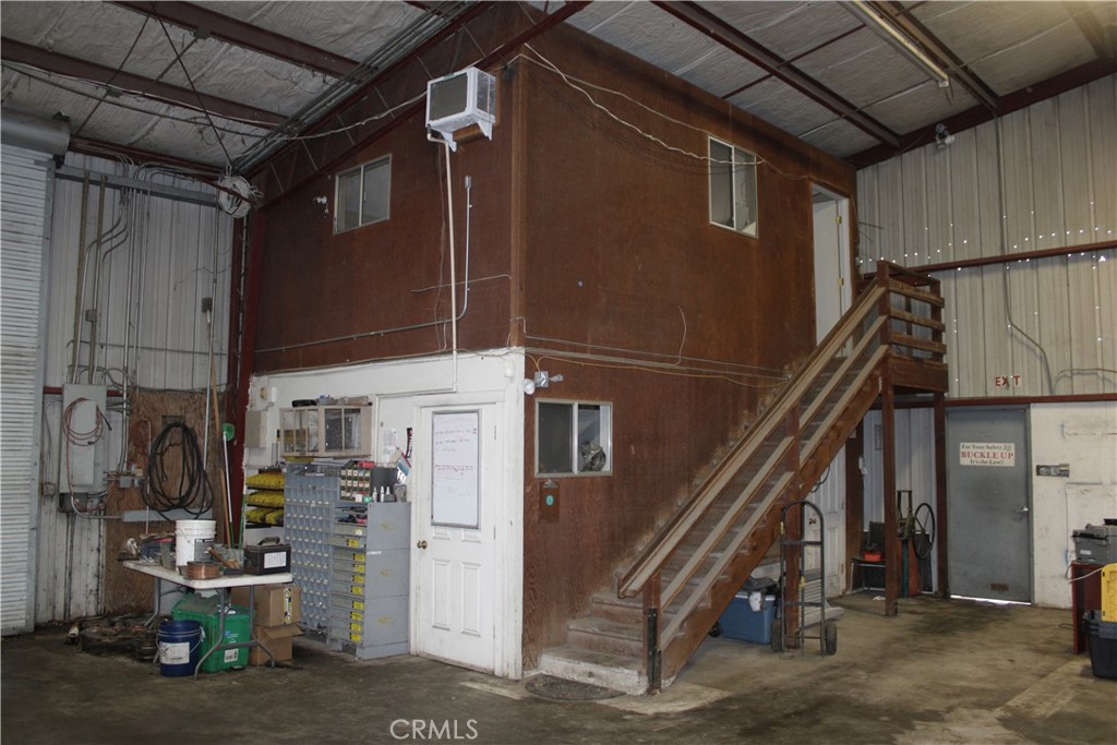 82 W W Liberty Road Property Photo 10