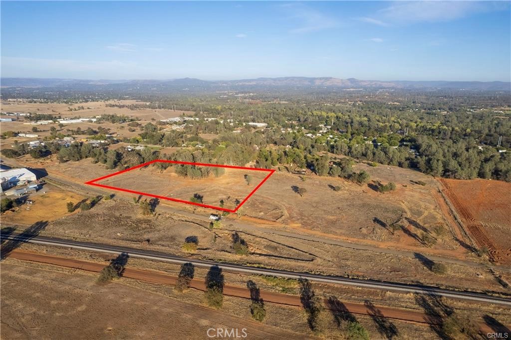 0 Railroad Avenue Property Photo 3