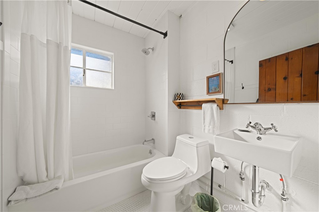 1175 Montgomery Road A Property Photo 13