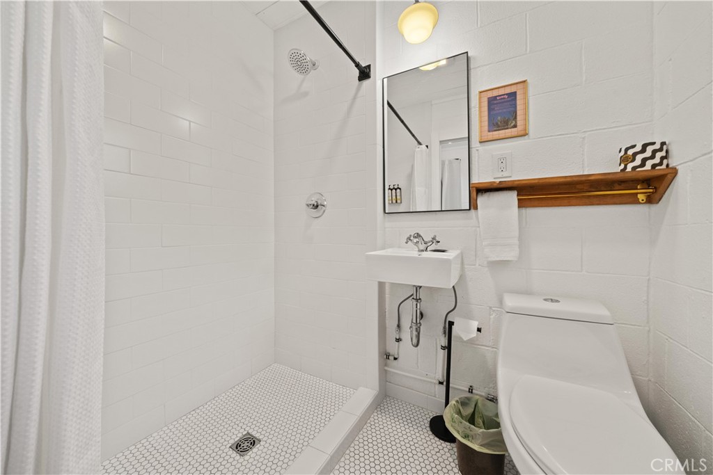 1175 Montgomery Road A Property Photo 34
