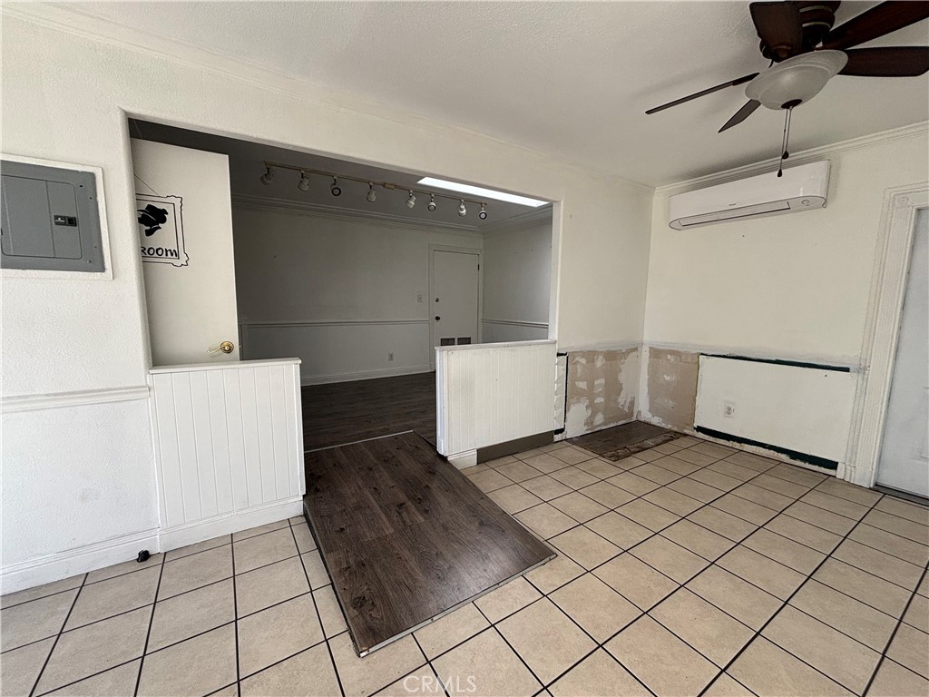 1752 East Ave Property Photo 3