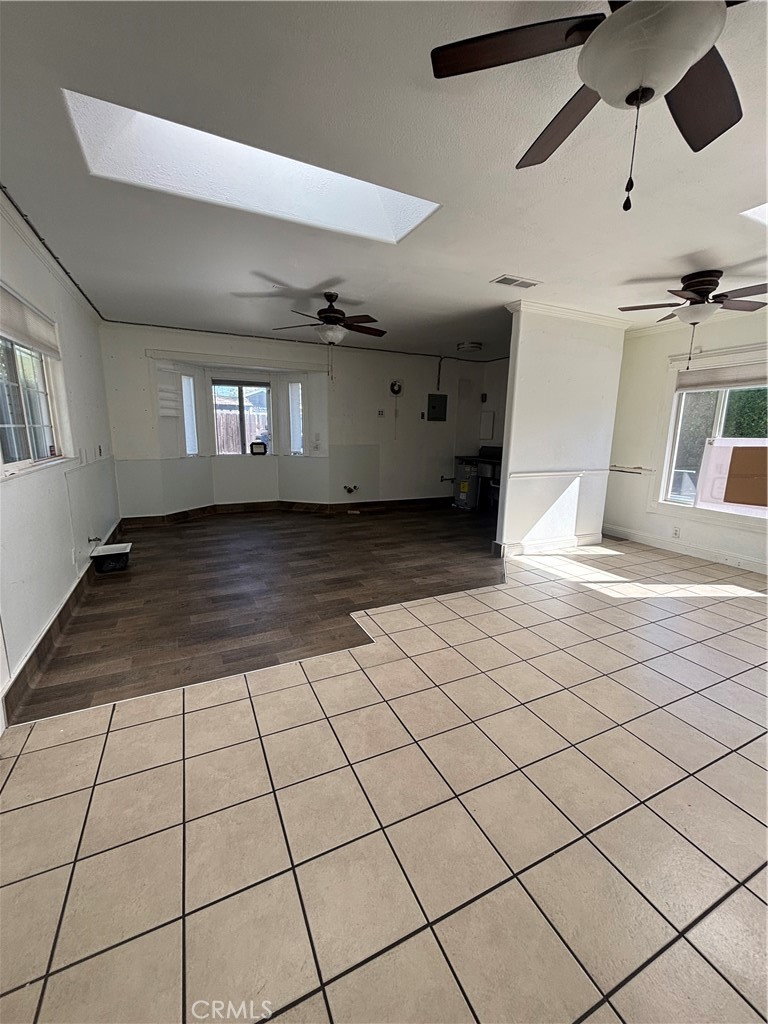 1752 East Ave Property Photo 4