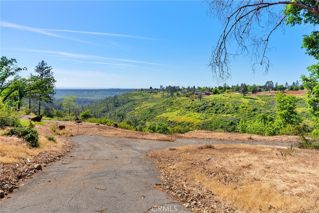 5585 Honey View Property Photo 1