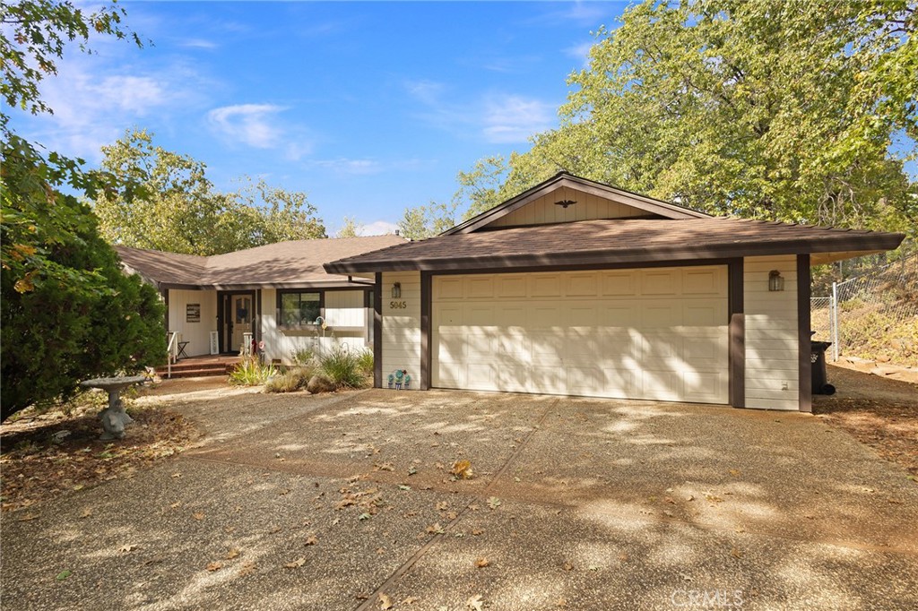 5045 Malibu Drive Property Photo 1