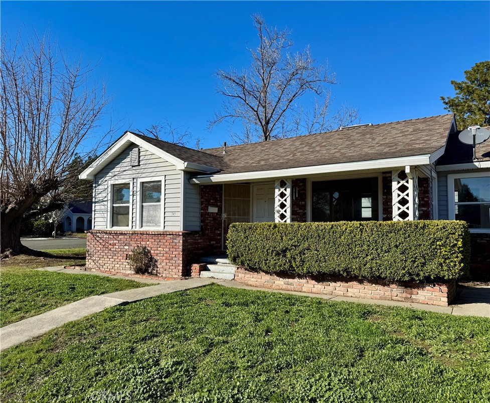 341 W Cedar Street Property Photo