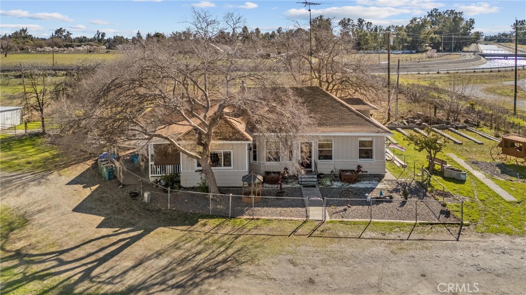 4280 County Road N Property Photo 2