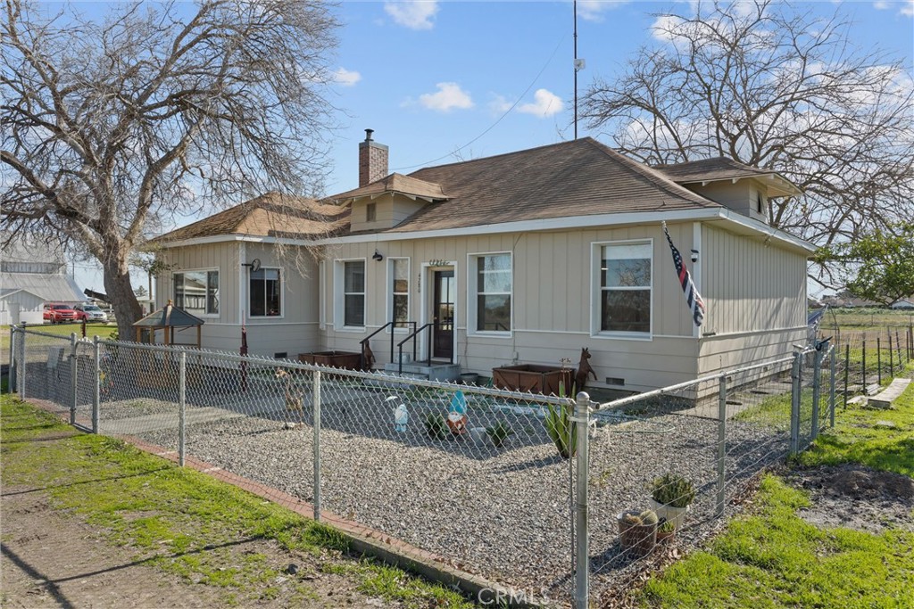 4280 County Road N Property Photo 4