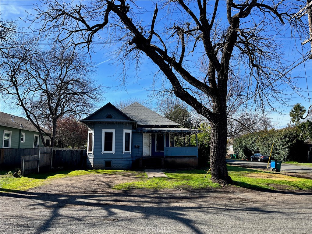 1404 Normal Avenue Property Photo 1