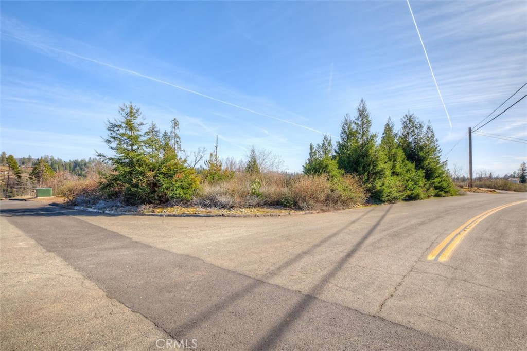 13828 Andover Drive Property Photo 11