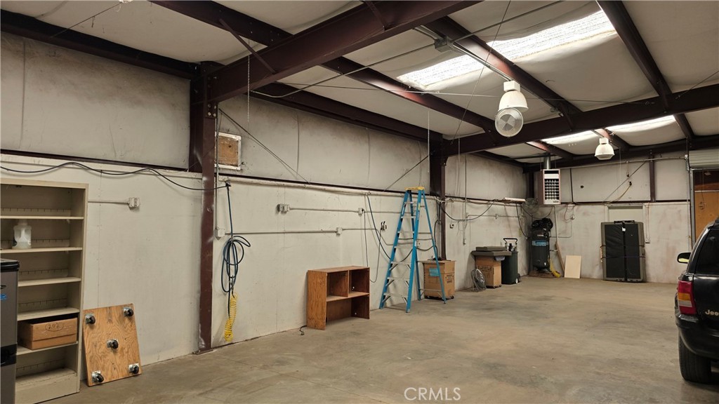 6443 Hollywood Road Property Photo 6